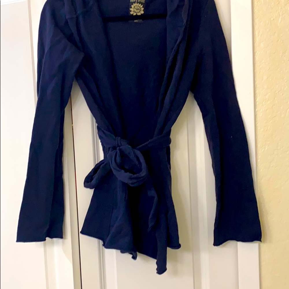Navy blue Lucky Brand front tire hooded sweater
